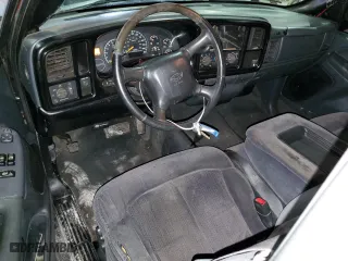 2000 Chevrolet Silverado 1500 with VIN 1GCEK14W0YZ202333, listed as a Copart auction lot 79273364 with 225,242 mi miles and Non Repairable. Bid and sale history available at carsss.com. Image 8.