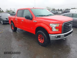 2016 Ford F-150 XLT with VIN 1FTEW1EG8GFA36719, listed as a IAAI auction lot 41971913 with 105,484 mi miles. Bid and sale history available at carsss.com. Image 1.
