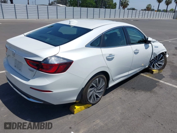 2019 Honda Insight Touring z VIN 19XZE4F99KE027245, wystawiony jako IAAI lot #42278692 z przebiegiem 106 184 mil mil oraz . Historia ofert i sprzedaży dostępna na DreamBid. Obrazek 4.