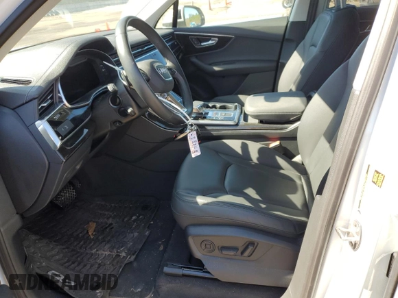 2023 Audi Q7 Premium с VIN WA1AXBF71PD016530, выставлен на аукционе Copart как лот 44337185 с пробегом 28 941 миль миль и Списание • Salvage title. История ставок и продаж доступна на DreamBid. Изображение 7.