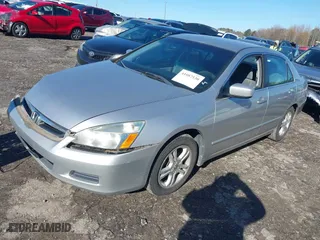 2006 Honda Accord Sdn LX SE with VIN 1HGCM56386A165458, listed as a IAAI auction lot 41087530 with 195,211 mi miles. Bid and sale history available at carsss.com. Image 2.