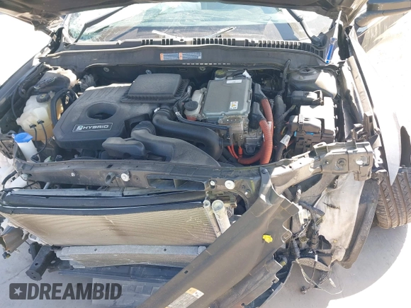 2015 Ford Fusion S Hybrid with VIN 3FA6P0UU9FR106402, listed as a IAAI auction lot 41983961 with 27,122 mi miles. Bid and sale history available at carsss.com. Image 10.