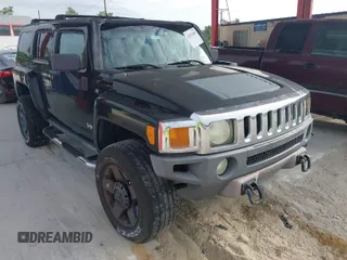 2006 Hummer H3 with VIN 5GTDN136468172236, listed as a IAAI auction lot 41971093 with 219,433 mi miles. Bid and sale history available at carsss.com. Image 1.