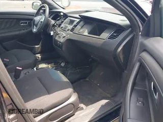 2015 Ford Police Interceptor с VIN 1FAHP2MKXFG190451, выставлен на аукционе IAAI как лот 42292347 с пробегом 121 164 миль миль и . История ставок и продаж доступна на DreamBid. Изображение 5.