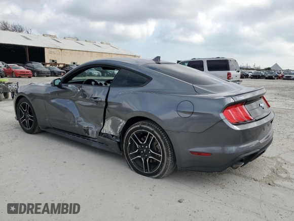 2022 Ford Mustang EcoBoost with VIN 1FA6P8TH3N5140579, listed as a Copart auction lot 44513625 with 31,897 mi miles and Salvage Title. Bid and sale history available at carsss.com. Image 2.