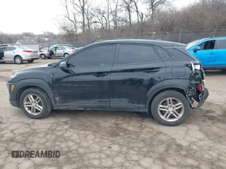 2018 Hyundai Kona SE with VIN KM8K1CAA9JU081990, listed as a IAAI auction lot 41641172 with 79,396 mi miles. Bid and sale history available at carsss.com. Image 14.