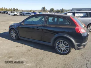 2009 Volvo C30 z VIN YV1MK672692146372, wystawiony jako Copart lot #73968714 z przebiegiem 155 069 mil mil oraz Szkody całkowita. Historia ofert i sprzedaży dostępna na DreamBid. Obrazek 2.