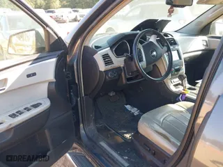 2009 Chevrolet Traverse LTZ with VIN 1GNEV33D89S112433, listed as a IAAI auction lot 40519797 with 155,283 mi miles. Bid and sale history available at carsss.com. Image 5.