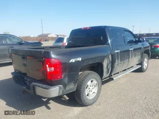 2012 Chevrolet Silverado 1500 LT with VIN 3GCPKSE72CG150430, listed as a IAAI auction lot 42004258 with 157,553 mi miles. Bid and sale history available at carsss.com. Image 4.