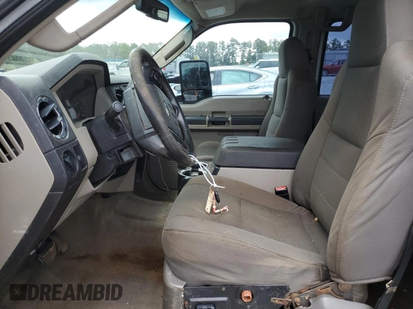 2009 Ford F-250 XL with VIN 1FTSW21R99EA05469, listed as a Copart auction lot 63138925 with 308,103 mi miles and Salvage title. Bid and sale history available at DreamBid. Image 7.