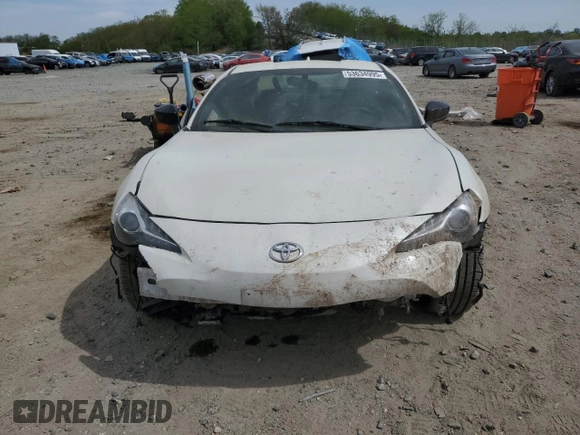 2017 Toyota 86 with VIN JF1ZNAA11H8708072, listed as a Copart auction lot 53634995 with Not provided miles and Salvage title. Bid and sale history available at DreamBid. Image 5.