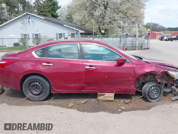 2018 Nissan Altima SV with VIN 1N4AL3APXJC246066, listed as a IAAI auction lot 42062713 with 134,644 mi miles and . Bid and sale history available at carsss.com. Image 14.