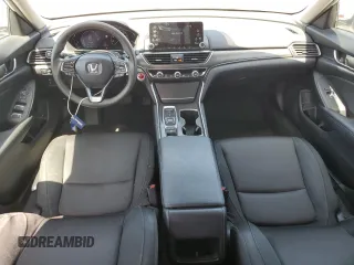 2019 Honda Accord with VIN 1HGCV3F10KA019954, listed as a Copart auction lot 61777195 with 47,709 mi miles and Salvage title. Bid and sale history available at DreamBid. Image 8.