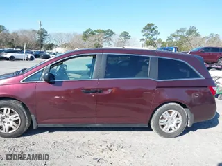 2013 Honda Odyssey LX with VIN 5FNRL5H21DB082331, listed as a IAAI auction lot 41756206 with 249,204 mi miles. Bid and sale history available at carsss.com. Image 14.