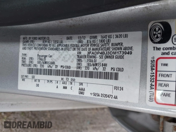 2013 Ford Fiesta SE with VIN 3FADP4BJ3DM173949, listed as a IAAI auction lot 40494276 with 141,061 mi miles. Bid and sale history available at carsss.com. Image 9.