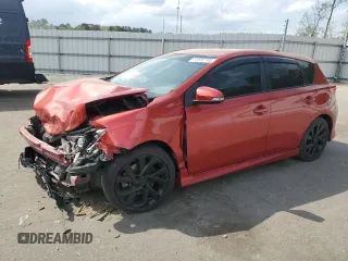 2016 Scion iM z VIN JTNKARJE6GJ521096, wystawiony jako Copart lot #51592185 z przebiegiem 105 865 mil mil oraz Szkody całkowita. Historia ofert i sprzedaży dostępna na DreamBid. Obrazek 1.