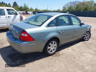 2005 Ford Five Hundred SE z VIN 1FAFP23185G168799, wystawiony jako IAAI lot #42202907 z przebiegiem Nie podano mil oraz . Historia ofert i sprzedaży dostępna na DreamBid. Obrazek 4.