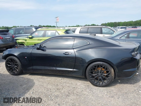 2019 Chevrolet Camaro 1LT z VIN 1G1FA1RX1K0127249, wystawiony jako IAAI lot #42240323 z przebiegiem 69 945 mil mil oraz . Historia ofert i sprzedaży dostępna na DreamBid. Obrazek 15.