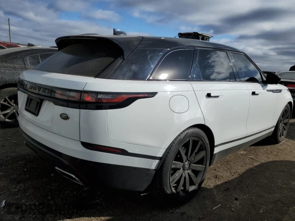 2019 Land Rover Range Rover Velar R-Dynamic SE with VIN SALYL2FV4KA209837, listed as a Copart auction lot 43863104 with 43,721 mi miles. Bid and sale history available at carsss.com. Image 3.
