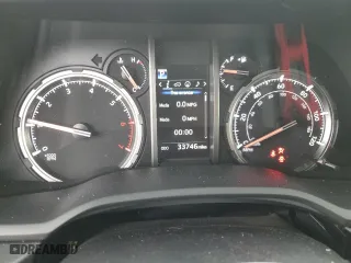 2022 Toyota 4Runner TRD Off Road Premium with VIN JTERU5JR5N6077033, listed as a Copart auction lot 45323235 with 33,746 mi miles and Salvage Title. Bid and sale history available at carsss.com. Image 9.