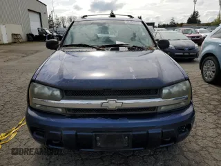 2002 Chevrolet TrailBlazer LTZ with VIN 1GNDT13S522363937, listed as a Copart auction lot 52463815 with 167,889 mi miles and Clean Title. Bid and sale history available at DreamBid. Image 5.