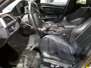 2016 BMW 3 Series 328i xDrive z VIN WBA8E3G57GNU03863, wystawiony jako Copart lot #43812935 z przebiegiem 79 616 mil mil oraz Szkoda całkowita • Salvage title. Historia ofert i sprzedaży dostępna na DreamBid. Obrazek 7.