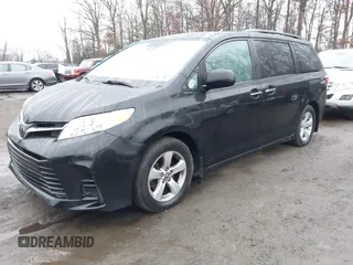 2019 Toyota Sienna LE Auto Access Seat with VIN 5TDKZ3DC6KS988342, listed as a IAAI auction lot 41456926 with 91,799 mi miles and . Bid and sale history available at DreamBid. Image 17.