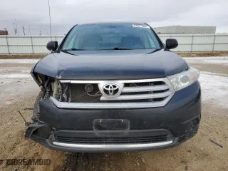 2011 Toyota Highlander with VIN 5TDZA3EH4BS016643, listed as a Copart auction lot 87071664 with 201,030 mi miles and Non Repairable. Bid and sale history available at carsss.com. Image 5.