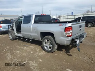 2017 Chevrolet Silverado 1500 LT with VIN 1GCUKREC1HF236295, listed as a Copart auction lot 49124775 with 91,348 mi miles and Clean Title. Bid and sale history available at DreamBid. Image 2.