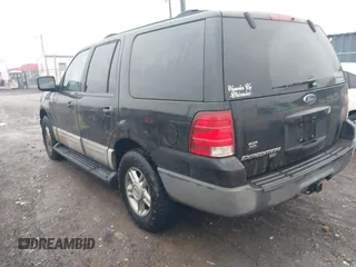 2003 Ford Expedition Special Service with VIN 1FMRU15W23LC06496, listed as a IAAI auction lot 41573950 with 253,461 mi miles. Bid and sale history available at carsss.com. Image 3.