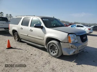 2008 GMC Yukon XL SLT 4SB with VIN 1GKFC16018R226137, listed as a Copart auction lot 48208105 with 221,270 mi miles and Clean Title. Bid and sale history available at carsss.com. Image 4.