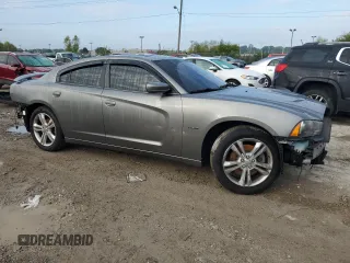 2011 Dodge Charger RT Max with VIN 2B3CM5CT9BH572611, listed as a Copart auction lot 73457004 with 100,411 mi miles and Non Repairable. Bid and sale history available at carsss.com. Image 4.