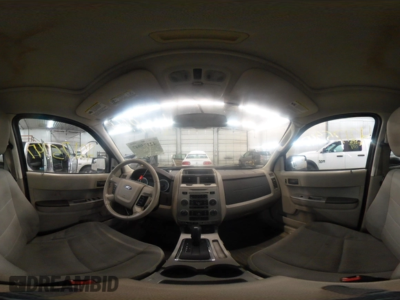 2011 Ford Escape XLT с VIN 1FMCU9DG9BKB14059, выставлен на аукционе IAAI как лот 42175947 с пробегом 113 901 миль миль и . История ставок и продаж доступна на DreamBid. Изображение 19.