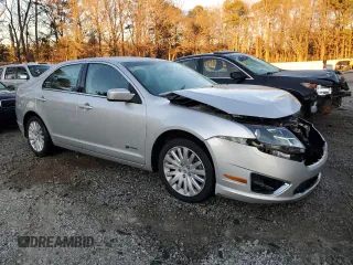 2010 Ford Fusion Hybrid with VIN 3FADP0L30AR381018, listed as a Copart auction lot 87867145 with 0 mi miles and Salvage Title. Bid and sale history available at carsss.com. Image 4.