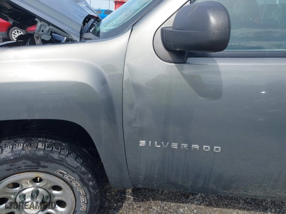 2011 Chevrolet Silverado 1500 Work Truck with VIN 1GCNKPE05BZ315389, listed as a IAAI auction lot 41781950 with 84,403 mi miles. Bid and sale history available at carsss.com. Image 19.