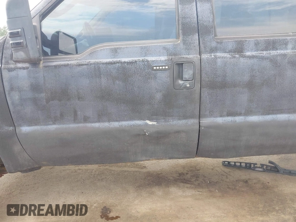 2004 Ford F-250 XL with VIN 1FTNW21L24EC75449, listed as a IAAI auction lot 42622552 with 199,431 mi miles and . Bid and sale history available at DreamBid. Image 6.