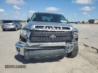 2018 Toyota Tundra 2WD SR5 with VIN 5TFEM5F13JX126658, listed as a Copart auction lot 71822634 with 75,477 mi miles and Clean Title. Bid and sale history available at carsss.com. Image 5.