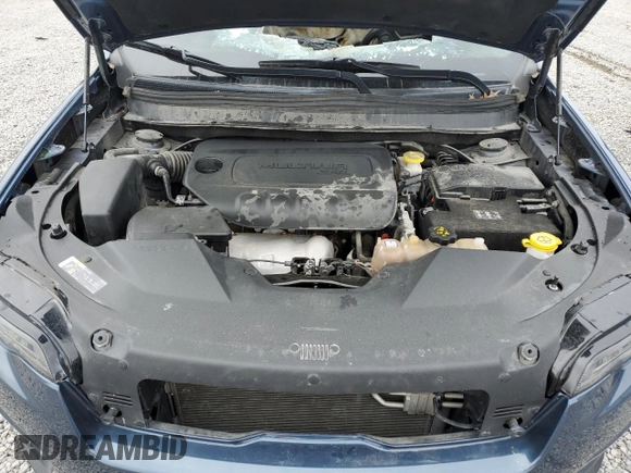 2020 Jeep Cherokee Latitude z VIN 1C4PJLCB5LD639448, wystawiony jako Copart lot #51367675 z przebiegiem Nie podano mil oraz Nie do naprawy • Non repairable. Historia ofert i sprzedaży dostępna na DreamBid. Obrazek 12.