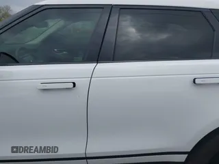 2018 Land Rover Range Rover Velar S с VIN SALYB2RX8JA727092, выставлен на аукционе IAAI как лот 42120359 с пробегом 80 963 миль миль и . История ставок и продаж доступна на DreamBid. Изображение 15.