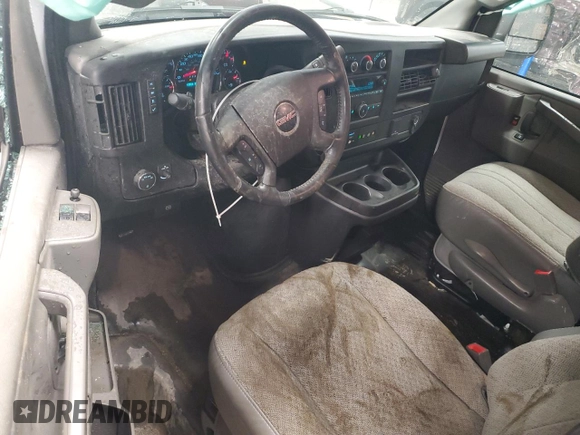 2022 GMC Savana Cargo z VIN 1GTW7AFP3N1290963, wystawiony jako Copart lot #45167374 z przebiegiem 43 924 mil mil oraz Szkoda całkowita • Salvage title. Historia ofert i sprzedaży dostępna na DreamBid. Obrazek 8.