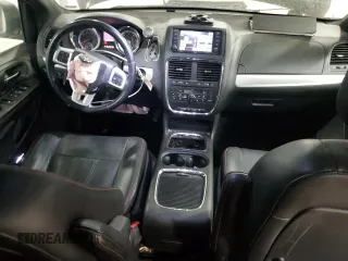 2017 Dodge Grand Caravan GT with VIN 2C4RDGEG3HR847624, listed as a Copart auction lot 49321215 with 161,983 mi miles and Salvage Title. Bid and sale history available at DreamBid. Image 8.