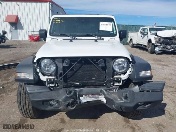 2024 Jeep Wrangler Sport S with VIN 1C4PJXDN4RW300936, listed as a IAAI auction lot 41671073 with 6,195 mi miles. Bid and sale history available at carsss.com. Image 13.