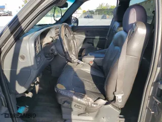 2001 Chevrolet Silverado 1500 LS with VIN 2GCEC19T111250885, listed as a Copart auction lot 46539635 with 0 mi miles and Salvage Title. Bid and sale history available at carsss.com. Image 7.