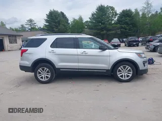 2019 Ford Explorer XLT с VIN 1FM5K8DH7KGA82765, выставлен на аукционе IAAI как лот 42344396 с пробегом 73 074 миль миль и . История ставок и продаж доступна на DreamBid. Изображение 13.