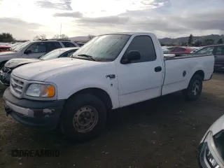 1999 Ford F-150 z VIN 1FTRF17ZXXKB90582, wystawiony jako Copart lot #85366754 z przebiegiem 167 773 mil mil oraz Szkoda całkowita • Salvage title. Historia ofert i sprzedaży dostępna na DreamBid. Obrazek 1.