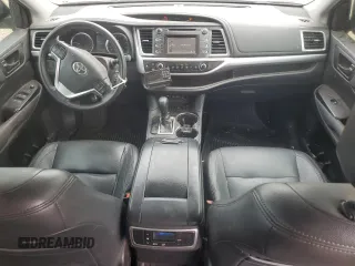 2018 Toyota Highlander LE with VIN 5TDBZRFHXJS812985, listed as a Copart auction lot 58732535 with 93,411 mi miles and Salvage title. Bid and sale history available at DreamBid. Image 8.
