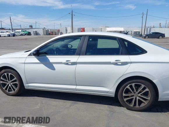 2023 Volkswagen Jetta Sport with VIN 3VWBM7BU5PM051794, listed as a IAAI auction lot 42023152 with 31,826 mi miles and . Bid and sale history available at DreamBid. Image 15.