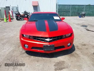 2013 Chevrolet Camaro LT z VIN 2G1FG1E36D9244965, wystawiony jako IAAI lot #40058994 z przebiegiem 75 344 mil mil oraz . Historia ofert i sprzedaży dostępna na DreamBid. Obrazek 12.