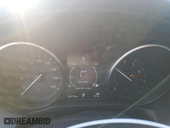 2016 Jaguar XF 35t Prestige with VIN SAJBK4BV5GCY17025, listed as a Copart auction lot 62923794 with 100,778 mi miles and Salvage Title. Bid and sale history available at carsss.com. Image 9.