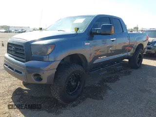 2007 Toyota Tundra Limited z VIN 5TFRV58177X020329, wystawiony jako IAAI lot #42270384 z przebiegiem 265 224 mil mil oraz . Historia ofert i sprzedaży dostępna na DreamBid. Obrazek 17.